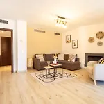 Marbella Banus Suites - Endless Sunset Banus Suite